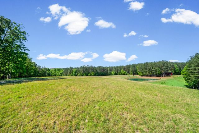 635 Seven Mile Ridge Rd, Indian Mound, TN 37079
