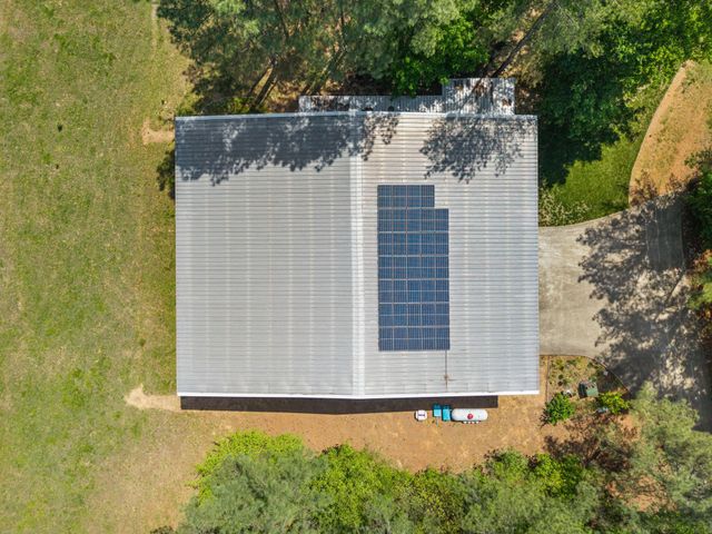 635 Seven Mile Ridge Rd, Indian Mound, TN 37079
