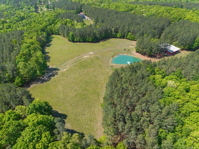 635 Seven Mile Ridge Rd, Indian Mound, TN 37079