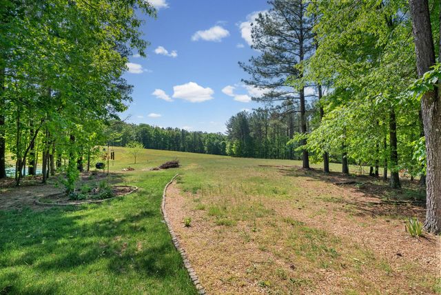 635 Seven Mile Ridge Rd, Indian Mound, TN 37079