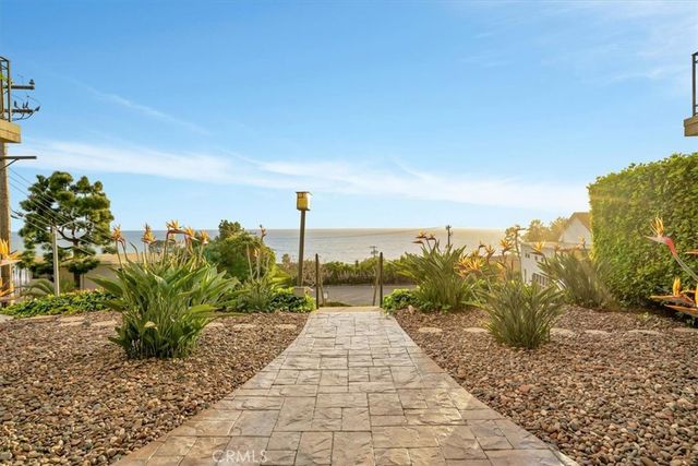 21701 D Wesley, Laguna Beach, CA 92651