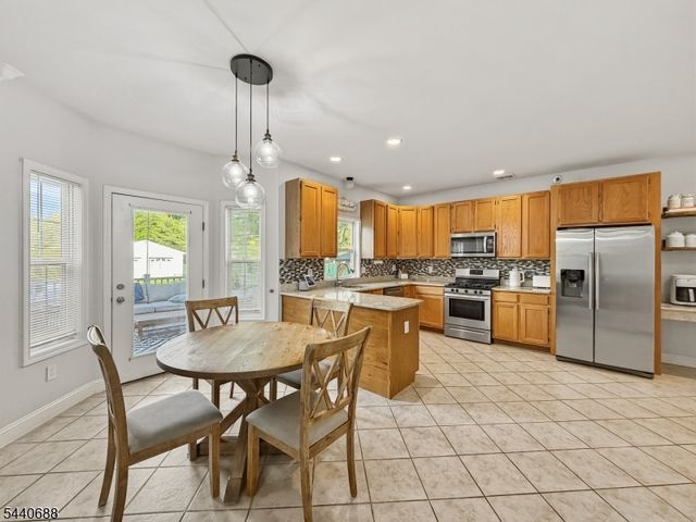 323 Frank Applegate Rd, Jackson Twp., NJ 08527
