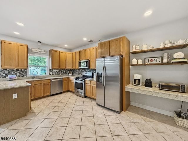 323 Frank Applegate Rd, Jackson Twp., NJ 08527