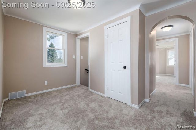 8537 Superior Avenue, Center Line, MI 48015