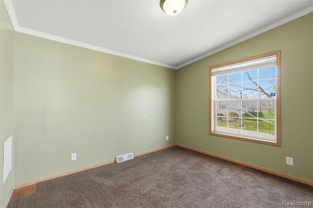 11348 Stoneridge Circle, South Lyon, MI 48178