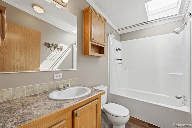 11348 Stoneridge Circle, South Lyon, MI 48178