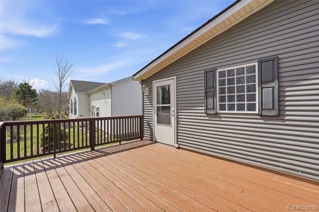 11348 Stoneridge Circle, South Lyon, MI 48178