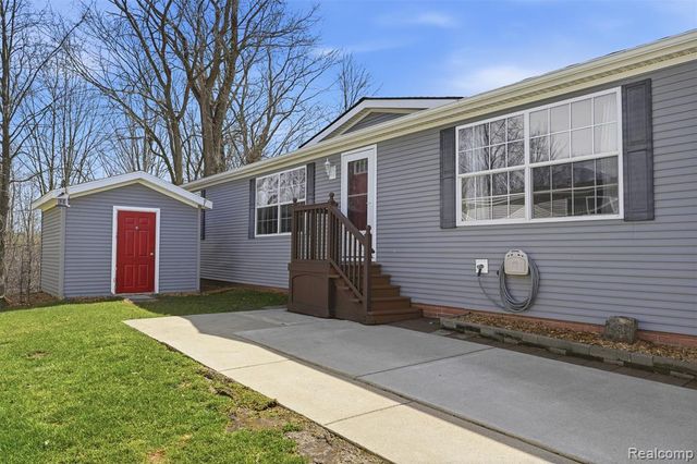 11348 Stoneridge Circle, South Lyon, MI 48178