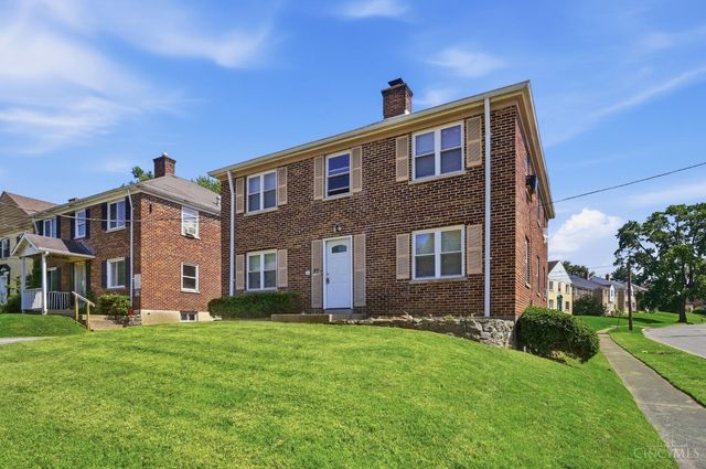 27 Gahl Terrace, Reading, OH 45215