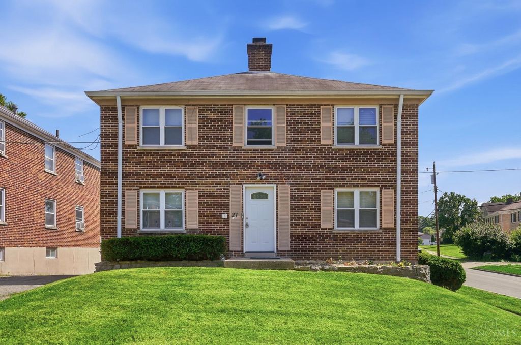 27 Gahl Terrace, Reading, OH 45215