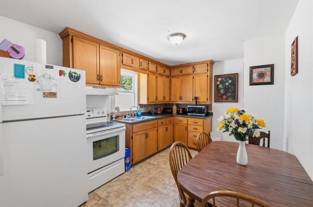 1342 GARLAND STREET, Green Bay, WI 54301