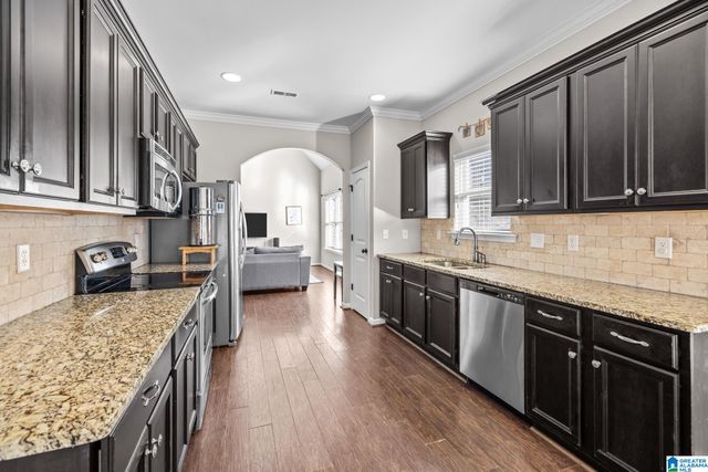 5979 MOUNTAIN VIEW TRACE, Trussville, AL 35173