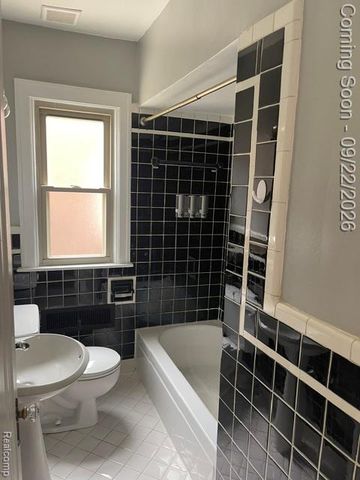 734 N North Waverly Street, Dearborn, MI 48128