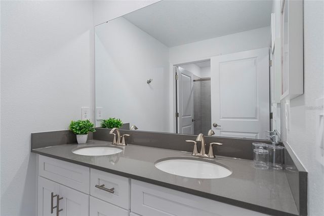 2600 READING TRAIL, Kissimmee, FL 34746