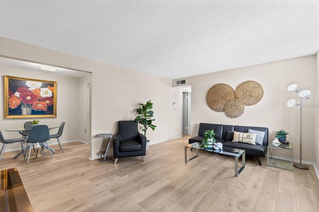 700 E AIRPORT BOULEVARD E7, Sanford, FL 32773