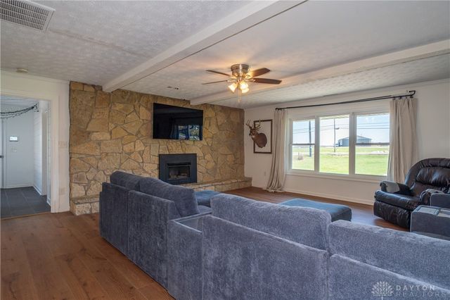9853 Clearcreek Franklin Road, Franklin Twp, OH 45342