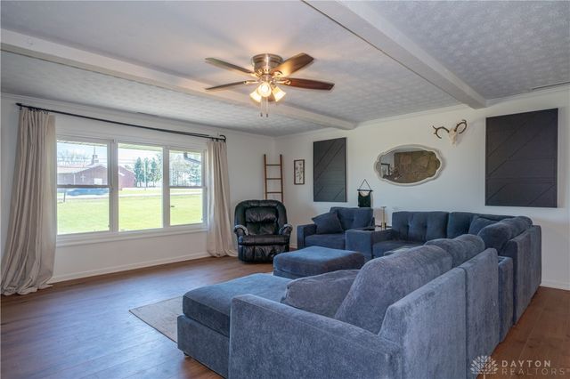 9853 Clearcreek Franklin Road, Franklin Twp, OH 45342