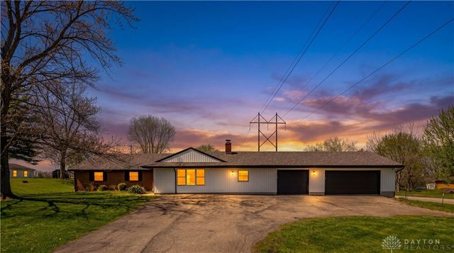 9853 Clearcreek Franklin Road, Franklin Twp, OH 45342