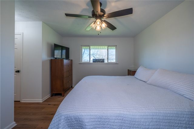 9853 Clearcreek Franklin Road, Franklin Twp, OH 45342