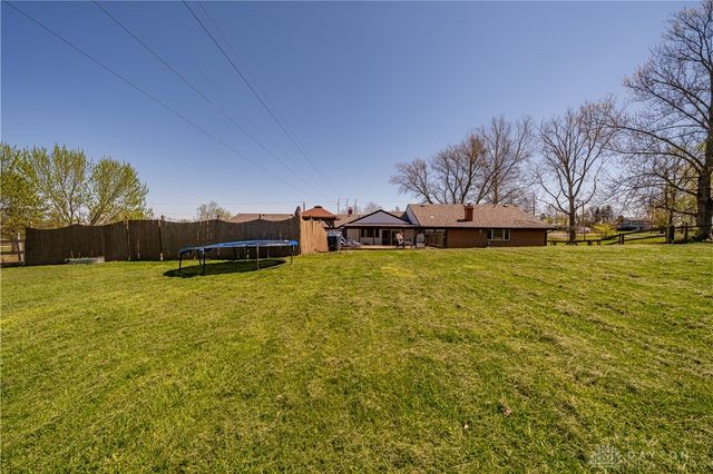 9853 Clearcreek Franklin Road, Franklin Twp, OH 45342