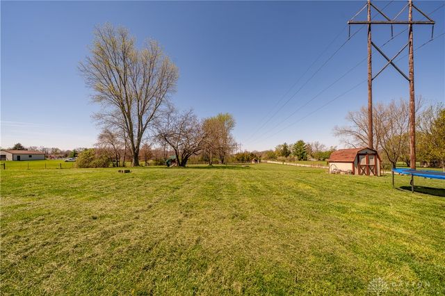 9853 Clearcreek Franklin Road, Franklin Twp, OH 45342