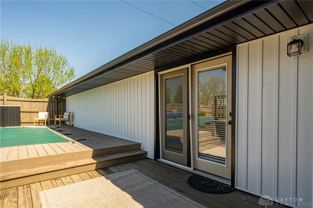 9853 Clearcreek Franklin Road, Franklin Twp, OH 45342