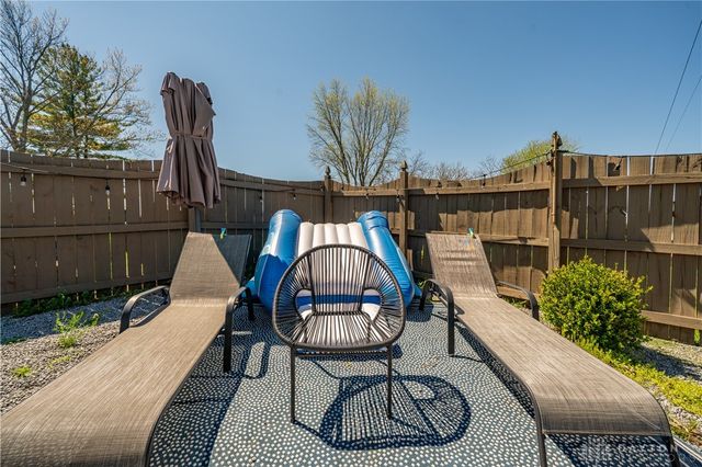 9853 Clearcreek Franklin Road, Franklin Twp, OH 45342