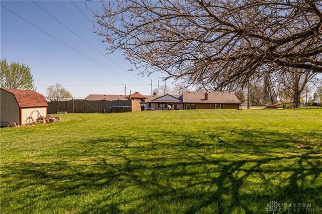 9853 Clearcreek Franklin Road, Franklin Twp, OH 45342