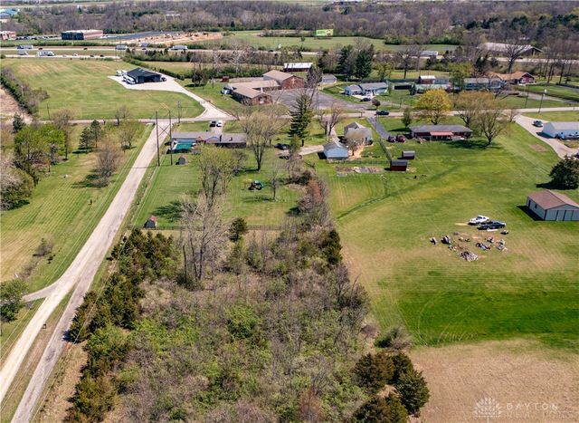 9853 Clearcreek Franklin Road, Franklin Twp, OH 45342