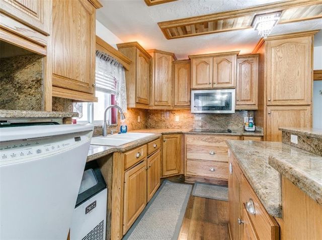 1805 Graham Circle, Oklahoma City, OK 73127