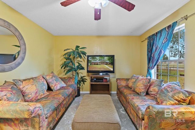 1701 Phillips Lane, Mobile, AL 36618