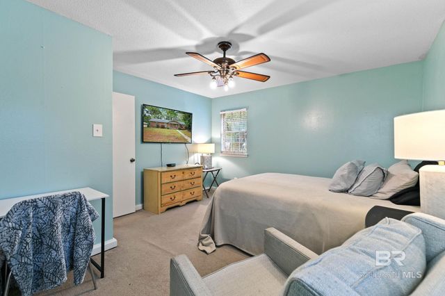 1701 Phillips Lane, Mobile, AL 36618