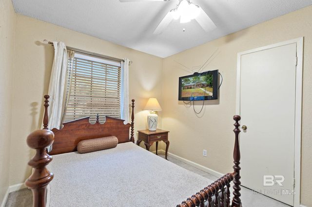 1701 Phillips Lane, Mobile, AL 36618