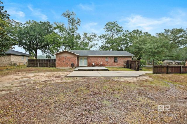 1701 Phillips Lane, Mobile, AL 36618