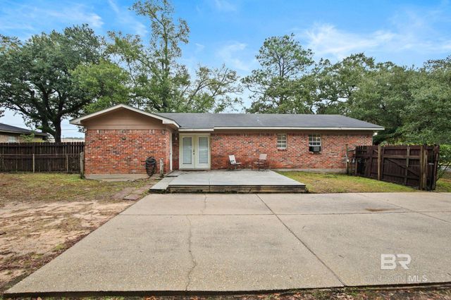 1701 Phillips Lane, Mobile, AL 36618