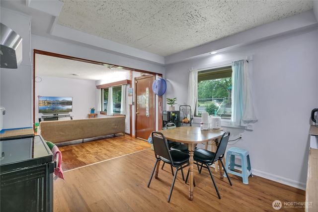 1860 S 128th Street, Burien, WA 98168