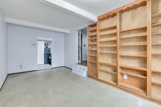 1860 S 128th Street, Burien, WA 98168