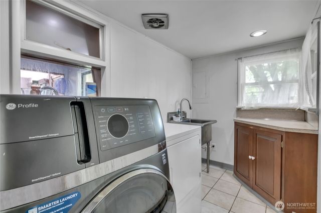 1860 S 128th Street, Burien, WA 98168