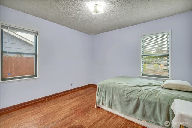 1860 S 128th Street, Burien, WA 98168