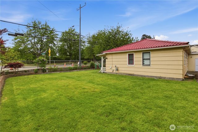 1860 S 128th Street, Burien, WA 98168