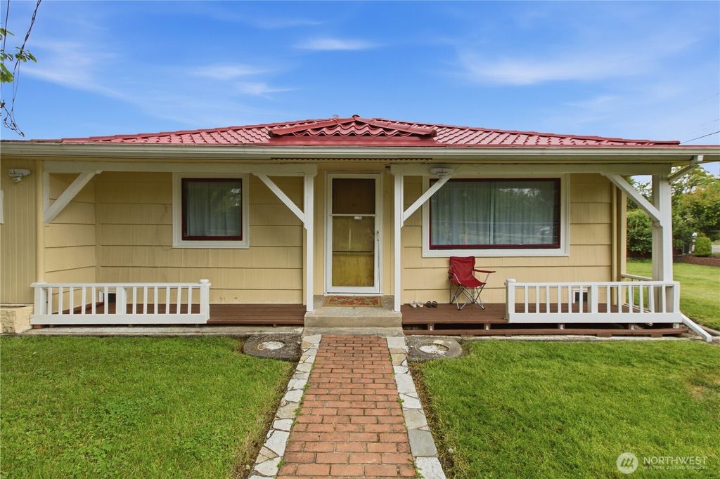 1860 S 128th Street, Burien, WA 98168