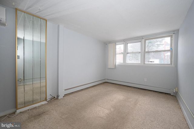 52 WENTWORTH LN, Bryn Mawr, PA 19010