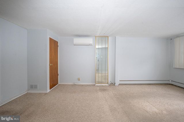 52 WENTWORTH LN, Bryn Mawr, PA 19010