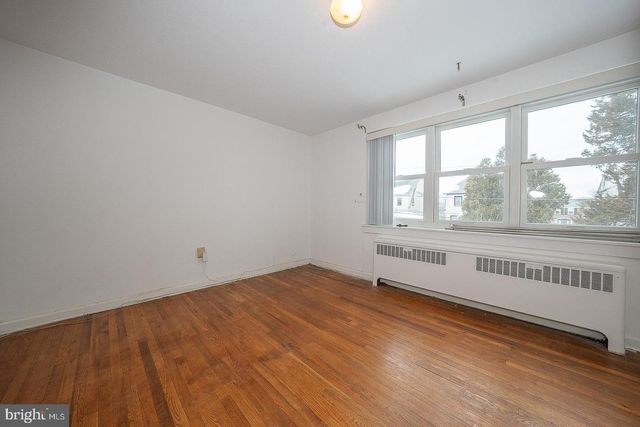 52 WENTWORTH LN, Bryn Mawr, PA 19010