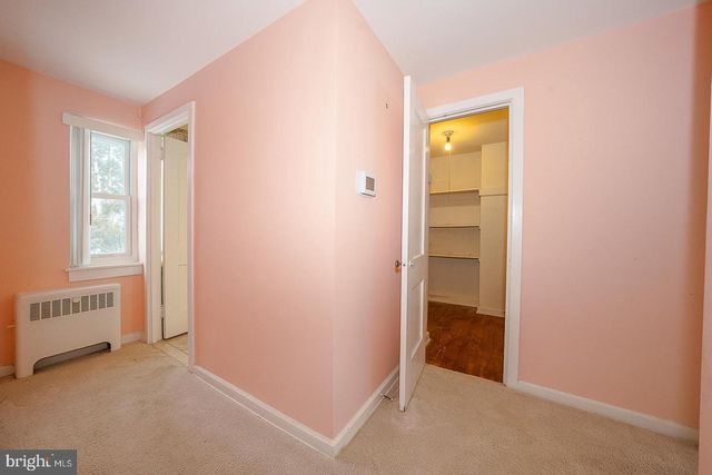 52 WENTWORTH LN, Bryn Mawr, PA 19010