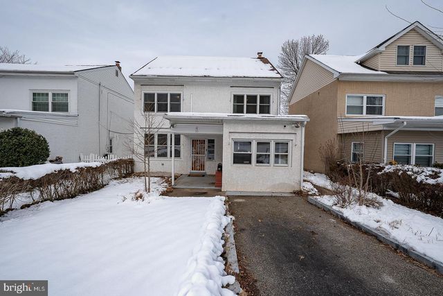 52 WENTWORTH LN, Bryn Mawr, PA 19010