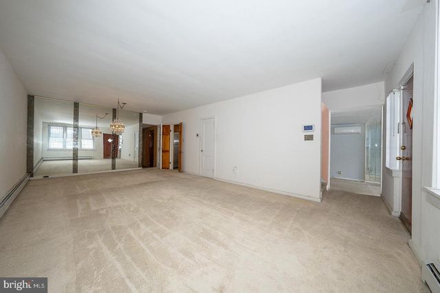 52 WENTWORTH LN, Bryn Mawr, PA 19010