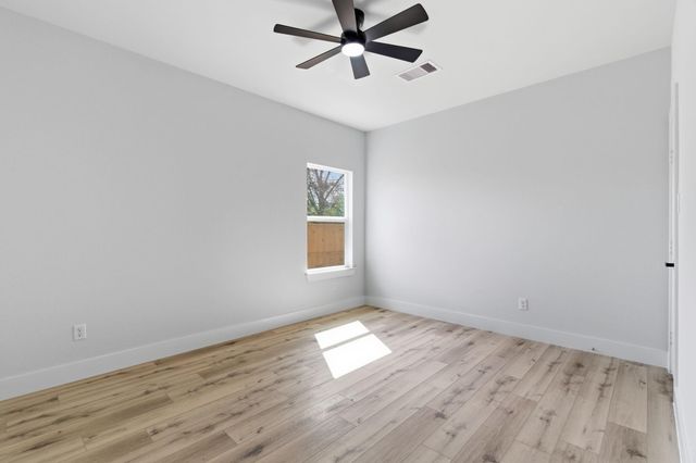 7040 Kinney Street, Houston, TX 77087