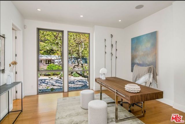 3685 Mandeville Canyon Road, Los Angeles, CA 90049