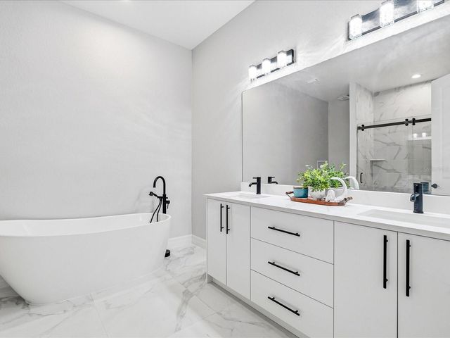 772 ROTONDA CIRCLE, Rotonda West, FL 33947